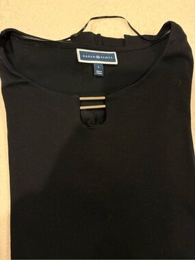 Scott Black Top with silver -Tone Neck Bar